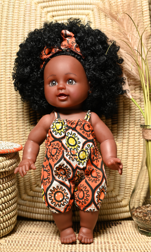 Poupée noire "Linguère NENAME" – Image 2
