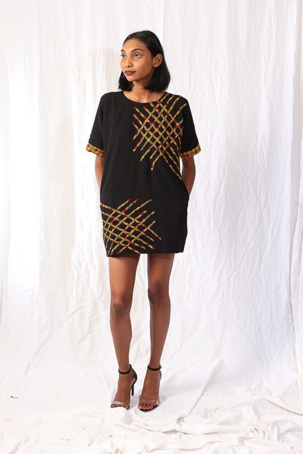 Robe Wax courte Noire "Ma petite robe" – Image 4