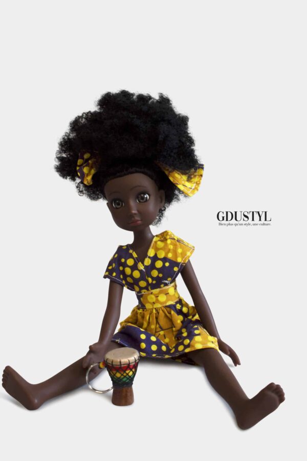 Poupée noire "ESI" – Image 2