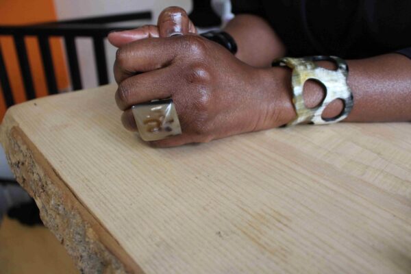 Bague en corne de Zébu ""