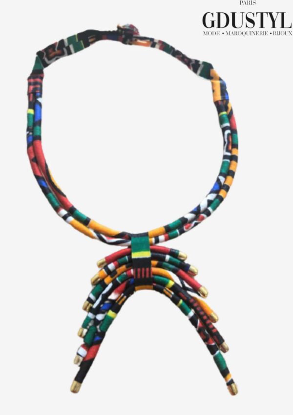 Collier en wax "Absa, la pleine de vie"