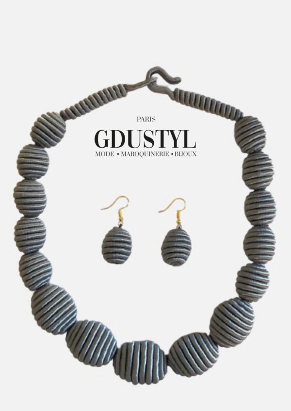 Parure en boule de soie gris foncé "Labado, la belle"