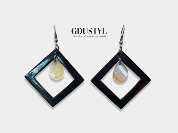 Boucles d'oreilles en corne "Fanantenana l'espoir" – Image 2