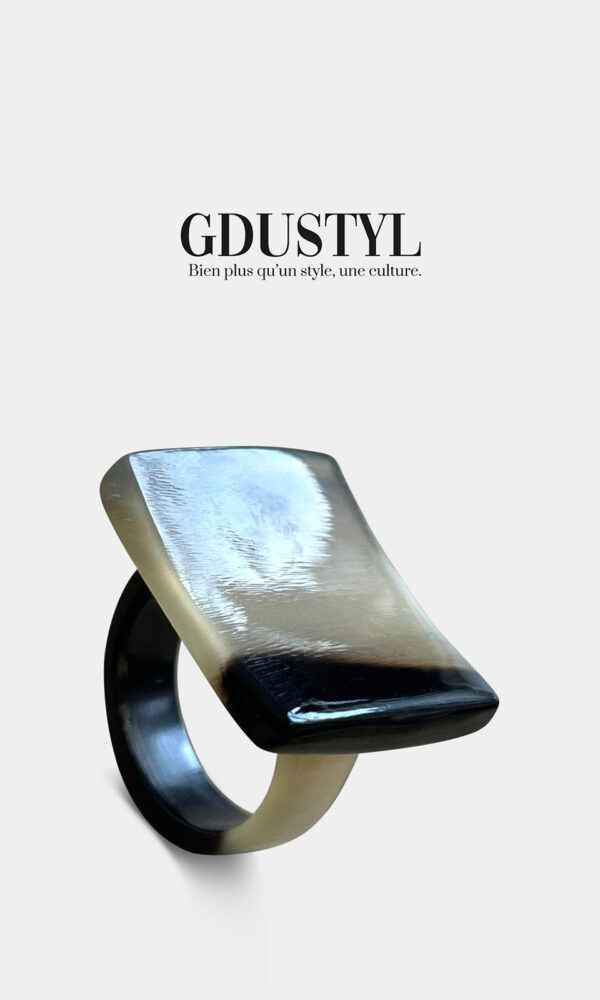 Bague en corne de Zébu "Le tabouret"