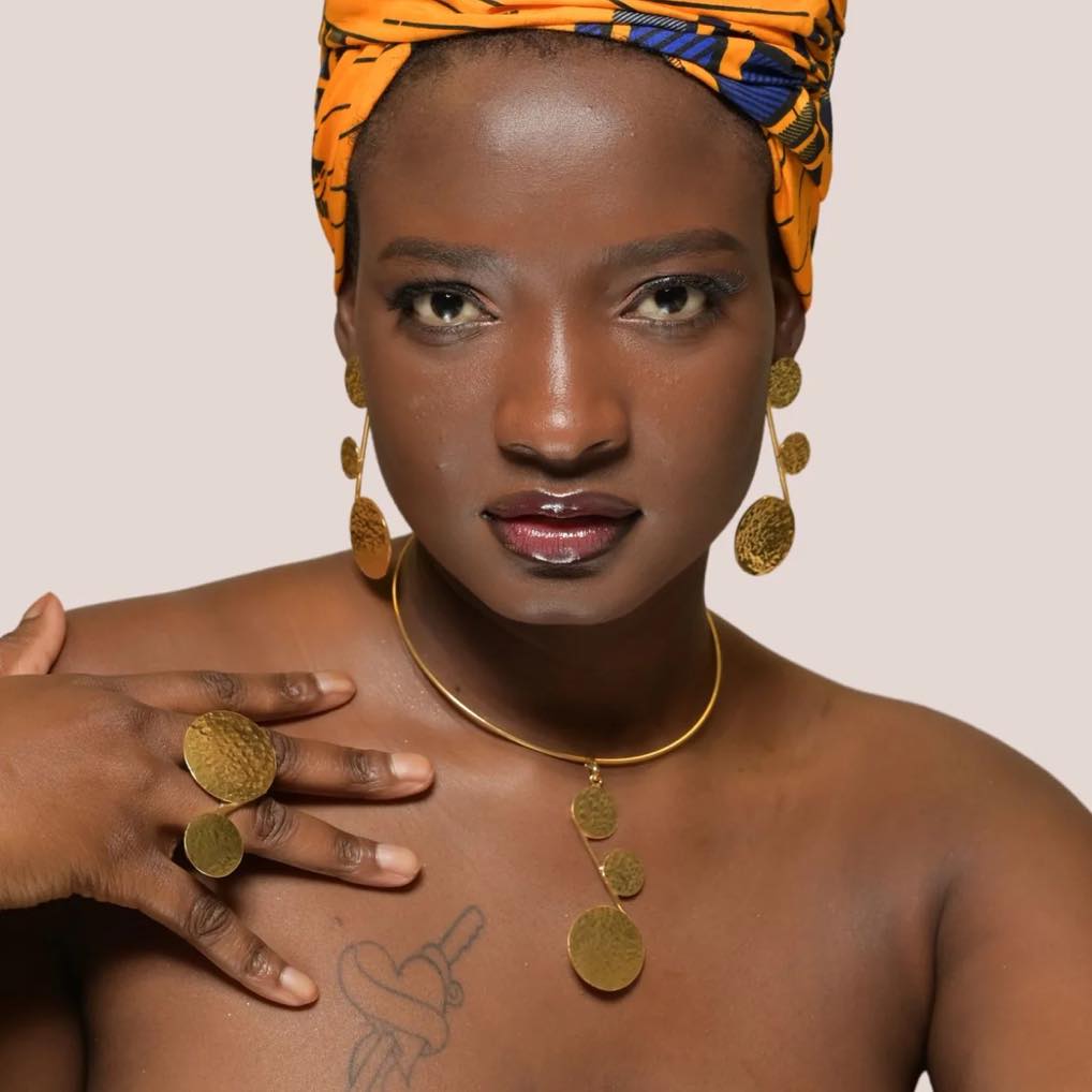 bijoux-en-acier-africain Ensemble de bijoux en acier made in africa